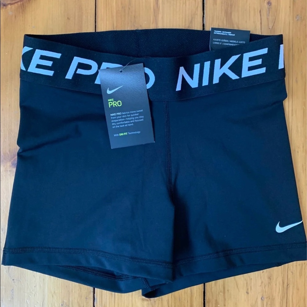 NEW! Nike Pro Dri Fit Shorts 3"